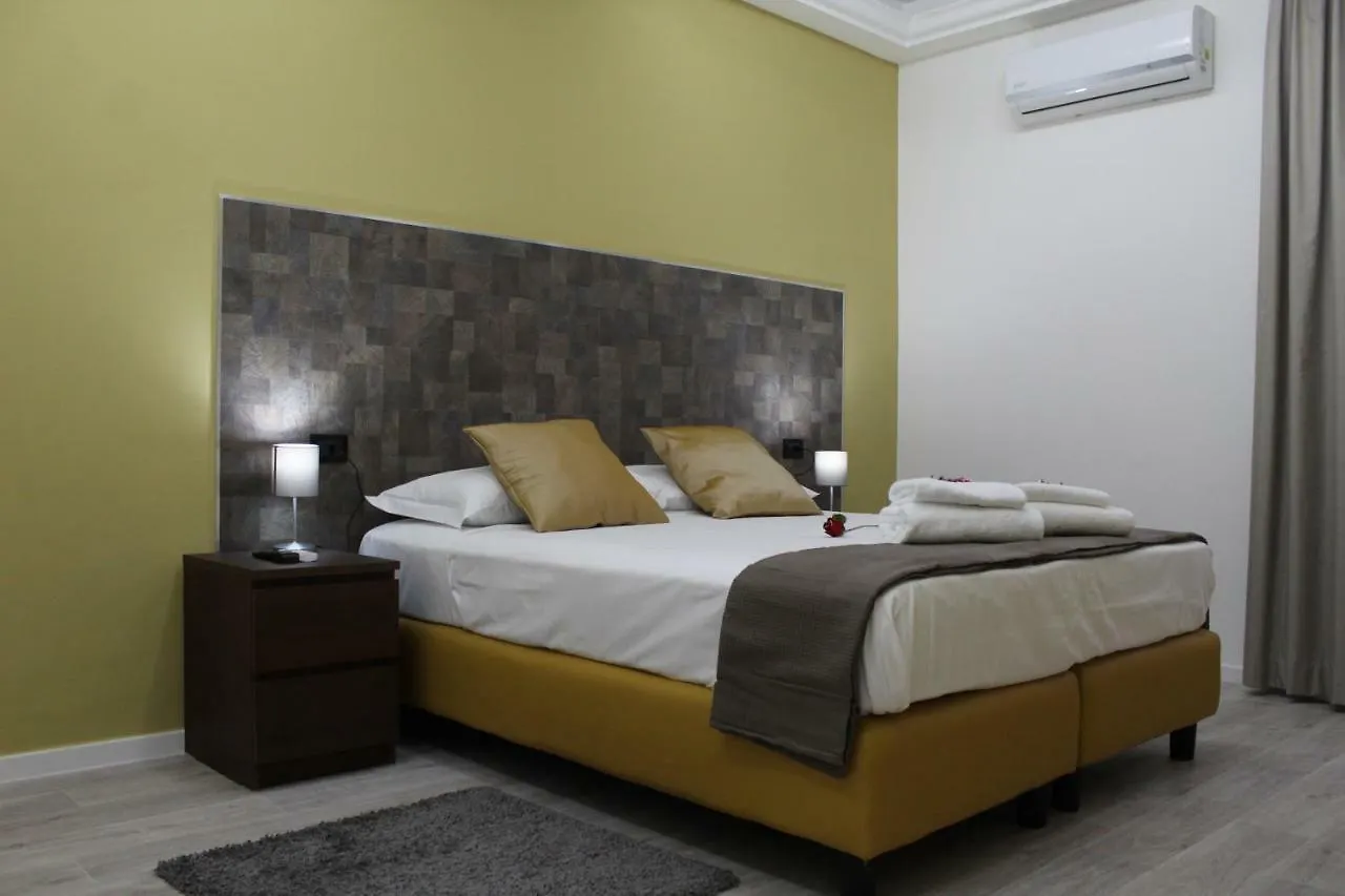 Bed & Breakfast Royalty Rooms & Spa Napels
