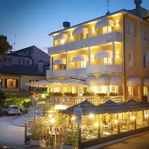 hotel-le-lampare.hotelinveneto.com/