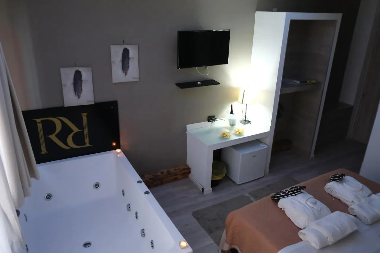 Royalty Rooms & Spa Naples Italy