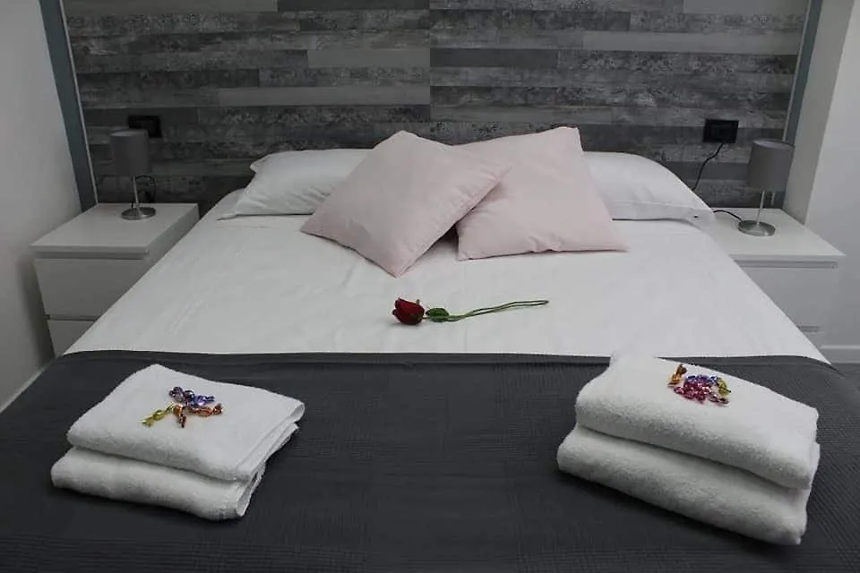 Bed & Breakfast Royalty Rooms & Spa Naples